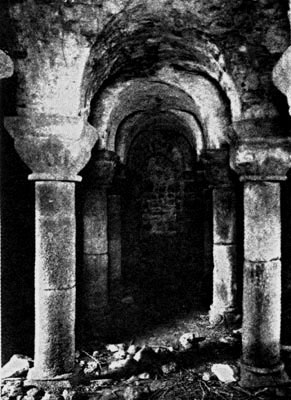 La crypte abominable du terrible château de Tiffauges